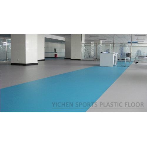 PVC塑膠地板施工后殘留膠水如何清理？